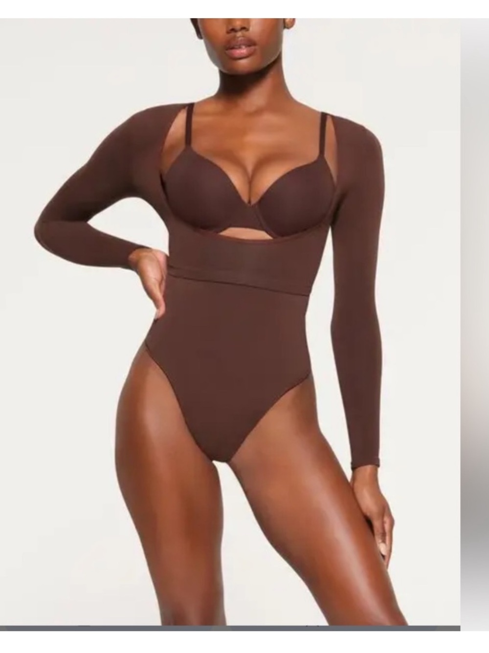 SKIMS SIMPLY BARE OPEN BUST‎ ARM
SHAPER | COCOA size XL
